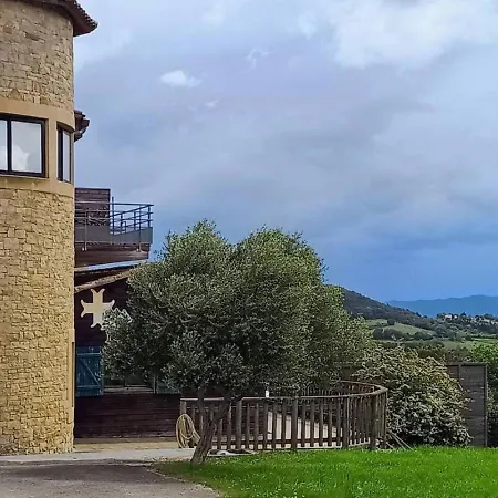 Retraire Vue Sur Les Corbieres