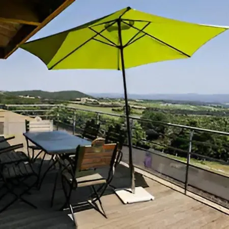 Retraire Vue Sur Les Corbieres